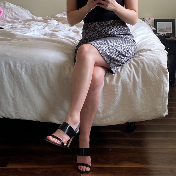 RW&Co black and silver metallic pencil skirt - Picture 6 of 6